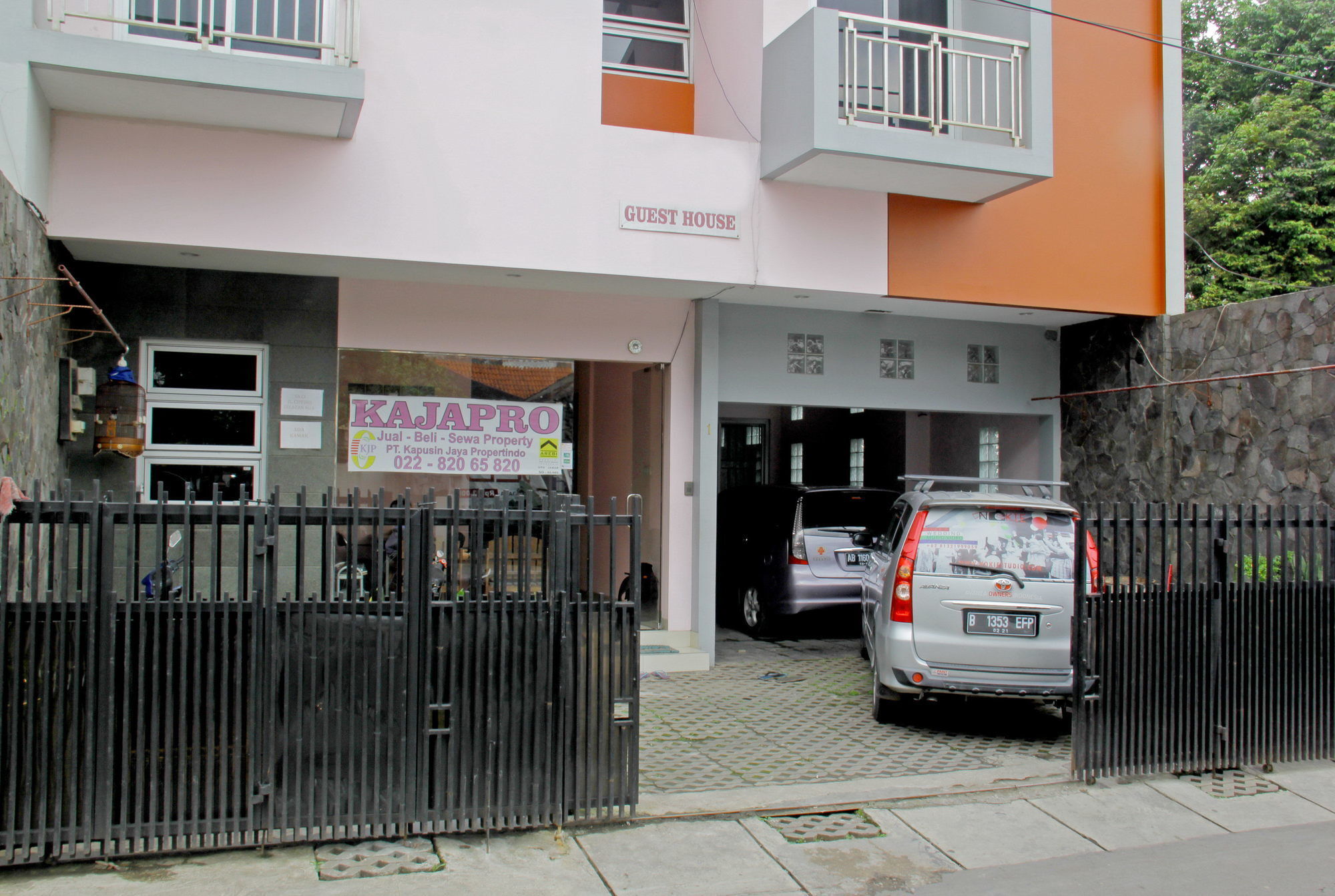 Reddoorz Near Hyperpoint Pasteur Hotell Bandung Exteriör bild