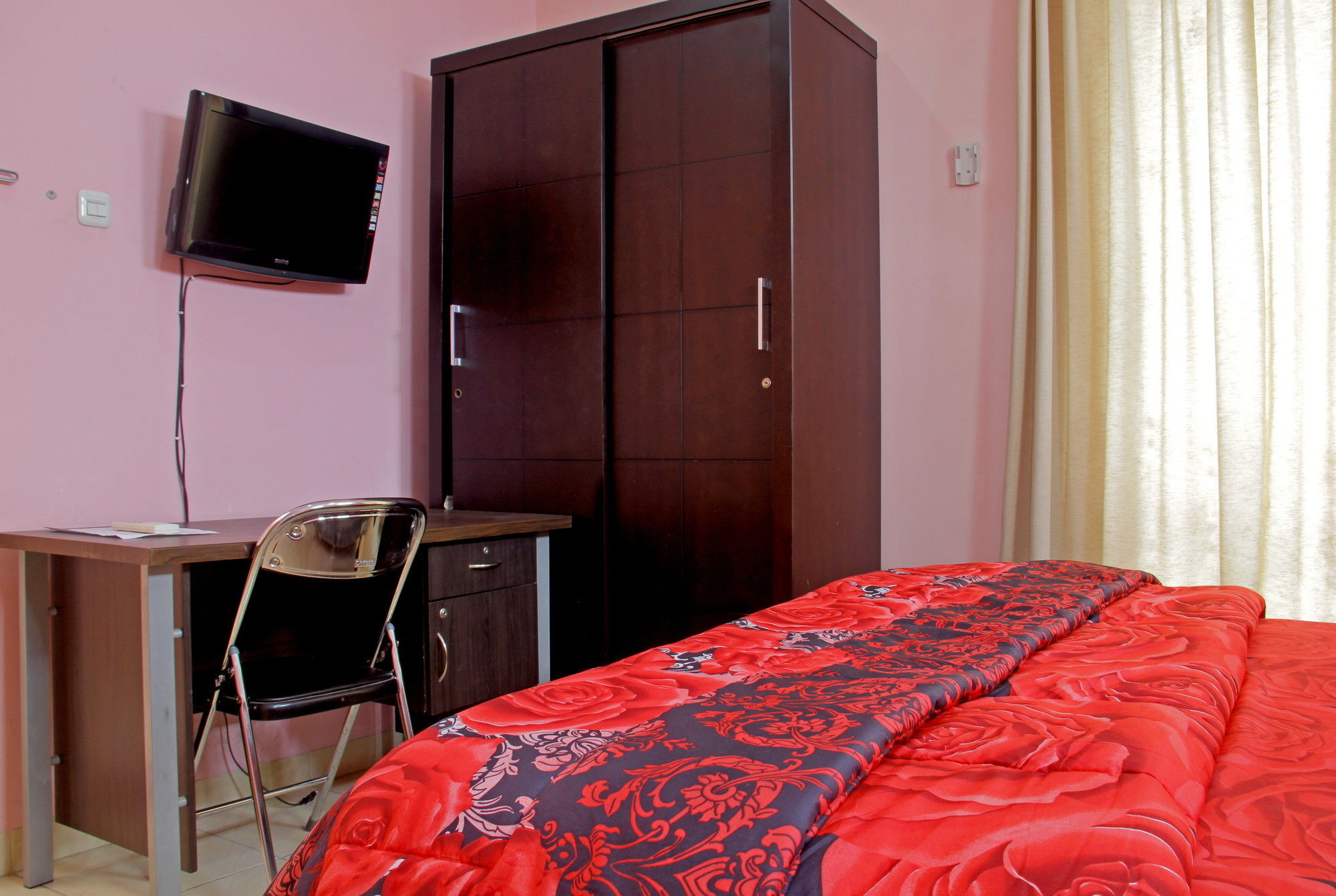 Reddoorz Near Hyperpoint Pasteur Hotell Bandung Exteriör bild