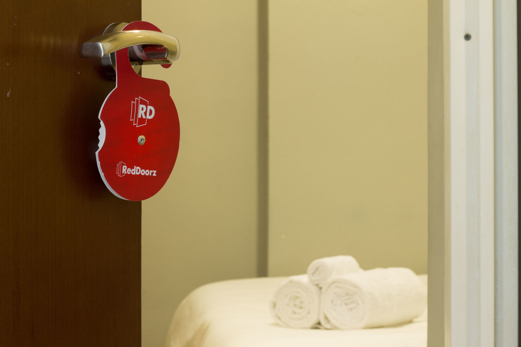 Reddoorz Near Hyperpoint Pasteur Hotell Bandung Exteriör bild